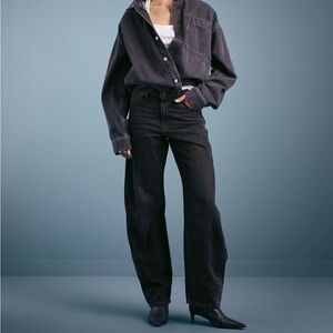 Levi’s Baggy Dad Barrel Jean